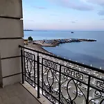 Festa Апартамент Поморие